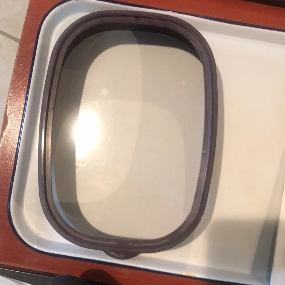 Tupperware Oval MicroCooker - Picture 10 of 16